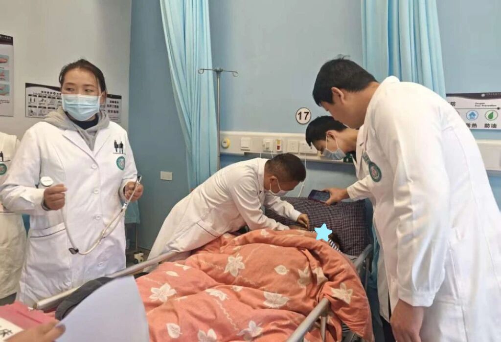 1775614925410302.jpg 393b431af95fe38fee11ebade16faebf.jpg